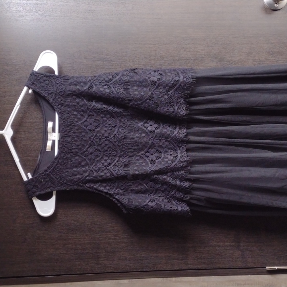 Lauren Conrad Little Black Dress Size 6